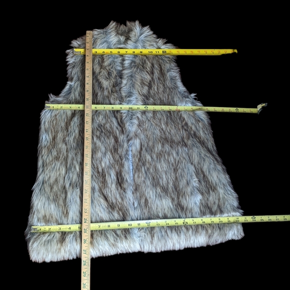 Faux Fur Vest S/M Cream Brown Gray Open Cardigan Pockets Fall Winter Layering - Picture 3 of 12